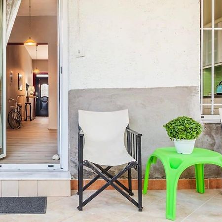 Kalamata Rose Nest - Urban Comfy Escape ภายนอก รูปภาพ