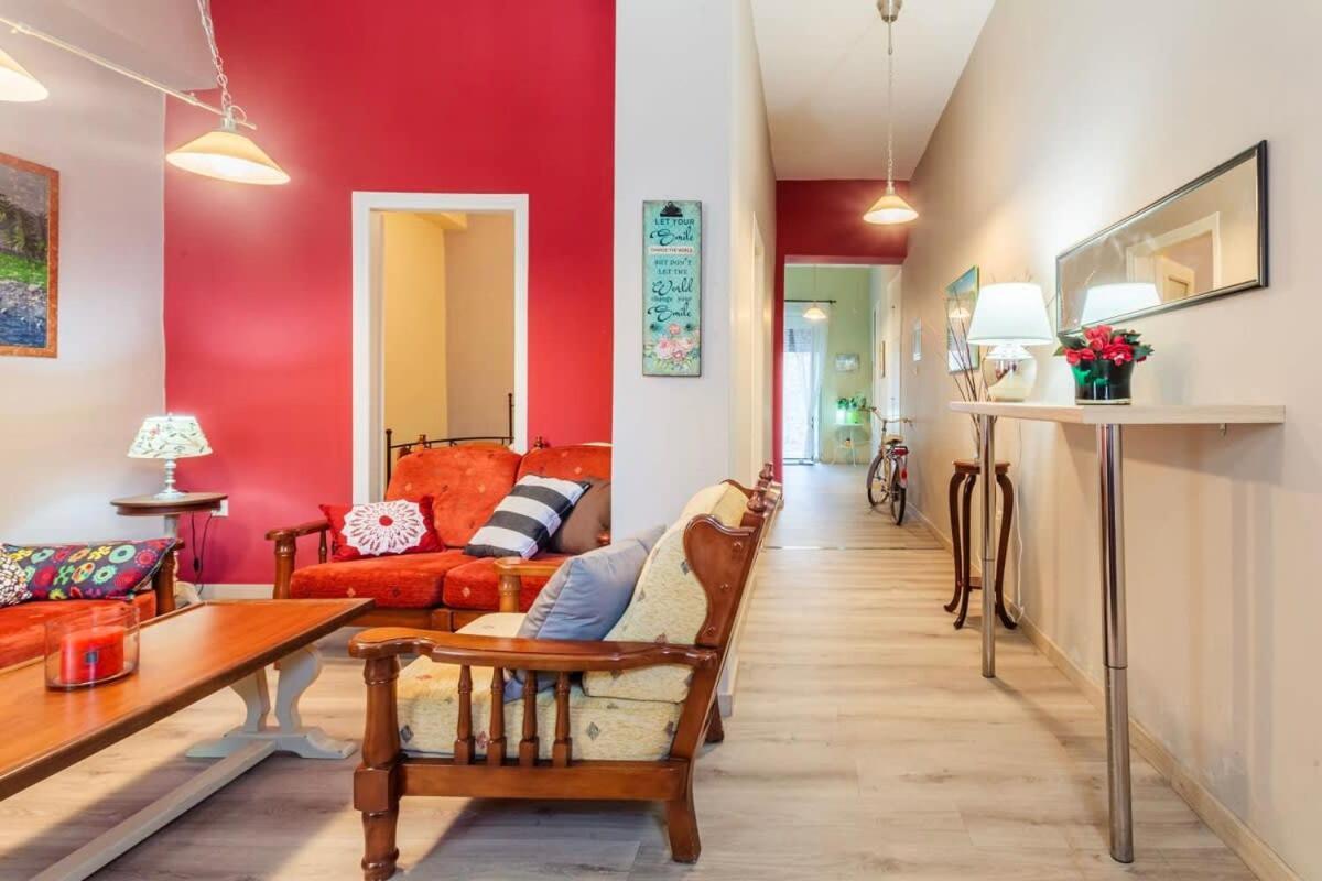 Kalamata Rose Nest - Urban Comfy Escape ภายนอก รูปภาพ