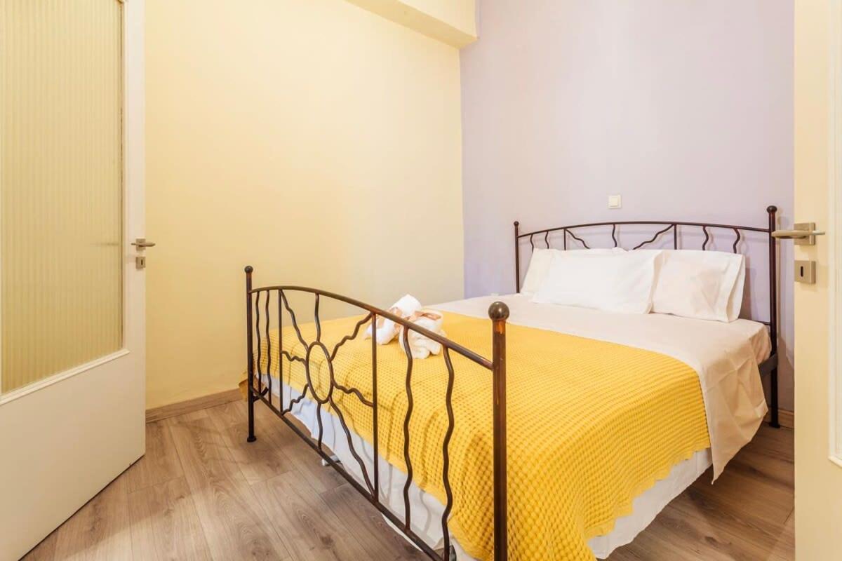 Kalamata Rose Nest - Urban Comfy Escape ภายนอก รูปภาพ